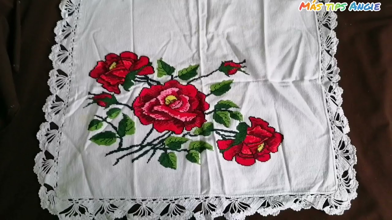 25 servilletas hermosas de punto de cruz con orillas a crochet