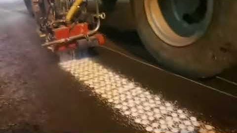 Cold plastic dot line