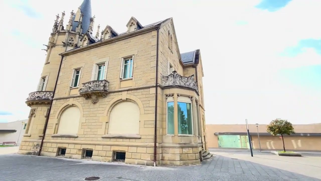 Las torres neogóticas Arbide en Miramón, trasladadas piedra a piedra desde el centro de la ciudad