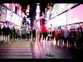 DANCE MOMS KAELI AND ELLIANA TAKE THE 10 MINUTE PHOTO CHALLENGE WITH HUGE CROWD IN TIMES SQUARE