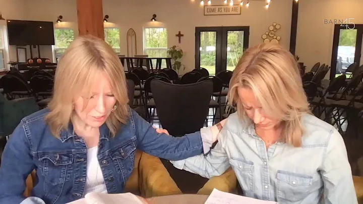 Replay of Joyelle Lee with guest, Lisa Deering on ...