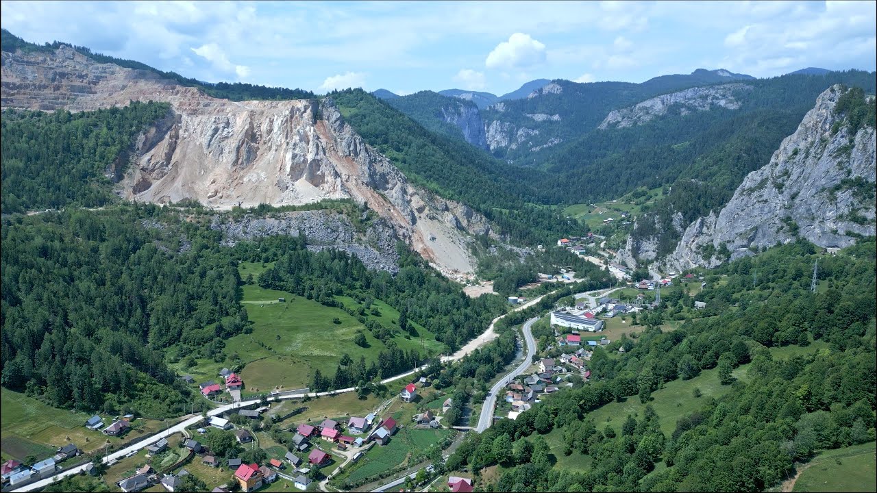 DJI Mini 3 Pro | Bicaz-Chei - Cheile Șugăului, Carieră de piatră (jud. Neamț)