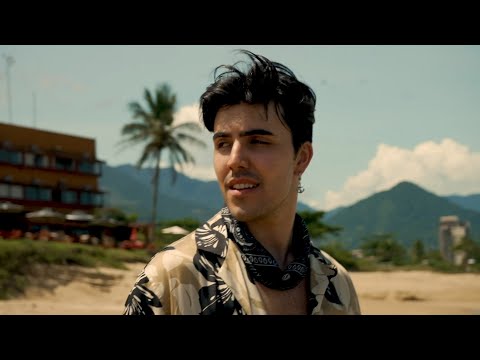 Raffa Mogi - Sinto Falta de Você no Meu Verão (Clipe Oficial)