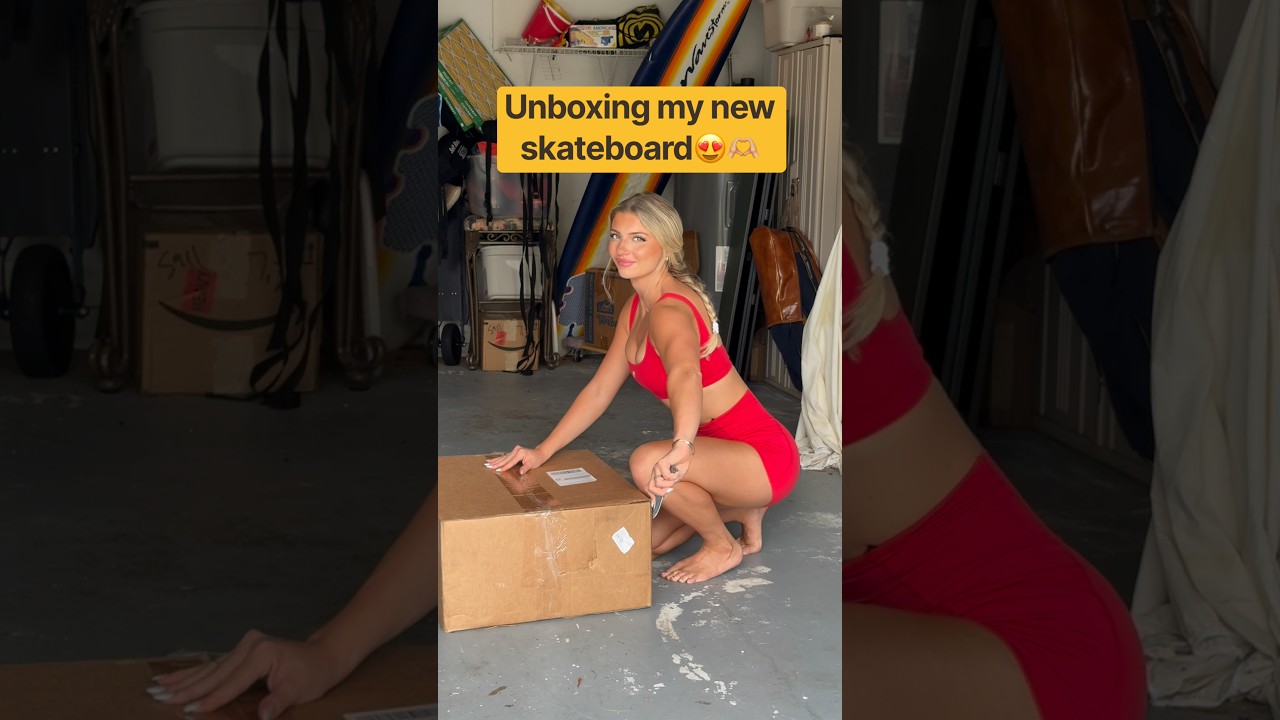 New board day unboxing😍🛹Wearing @1@1stphormThe@TheSharkwheellliegrace #skateboard #skate #sk