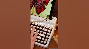 [SHOWCASE] QL75 is the first retro typewriter-style keyboard built with the true enthusiast in mind.