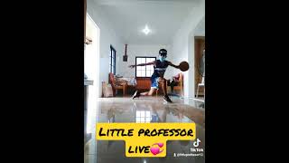 Professor signature move💞