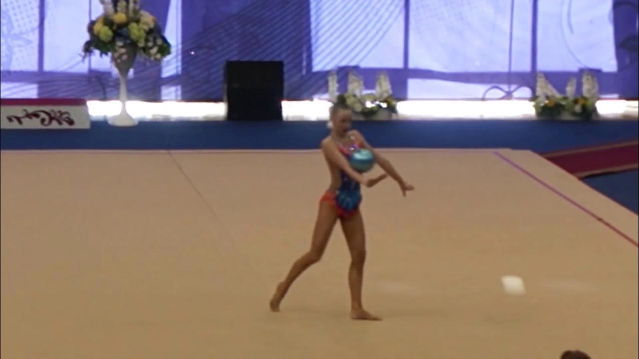 Ангелина шкатова художественная гимнастика фото Шкатова Ангелина,мяч,многоборье 11.03.17 - YouTube