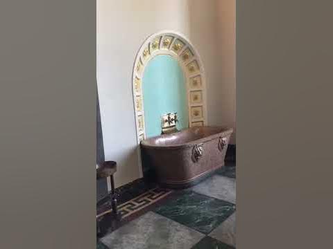 Спалнята на кралица Мария-Каролина Австрийска в двореца Казерта, Неапол ...