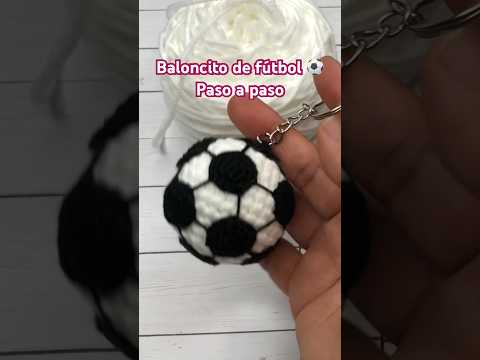 Llavero tejido a