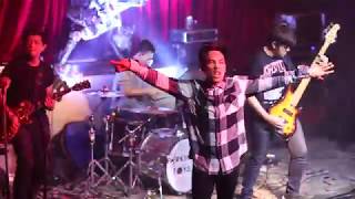Download lagu Somewhere I Belong Russian Roulette live at Parking Toys Somewhere I Belong Russian Roulette live at Parking Toys