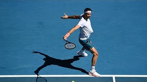 Improve your backhand slice with a Macci original corrective technique!! Do this today! - Rick Macci