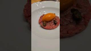 Sorbetto Gastronomico Al Peperone Arrosto Battuta Di Manzo Affumicata Capperi Fritti