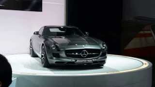 Mercedes-Benz Unveils SLS AMG GT Final Edition At 2013 LA Auto Show While Security Guard Photobombs