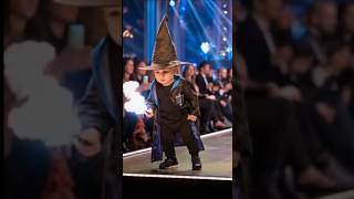 The best magic trick at AGT! Wow!