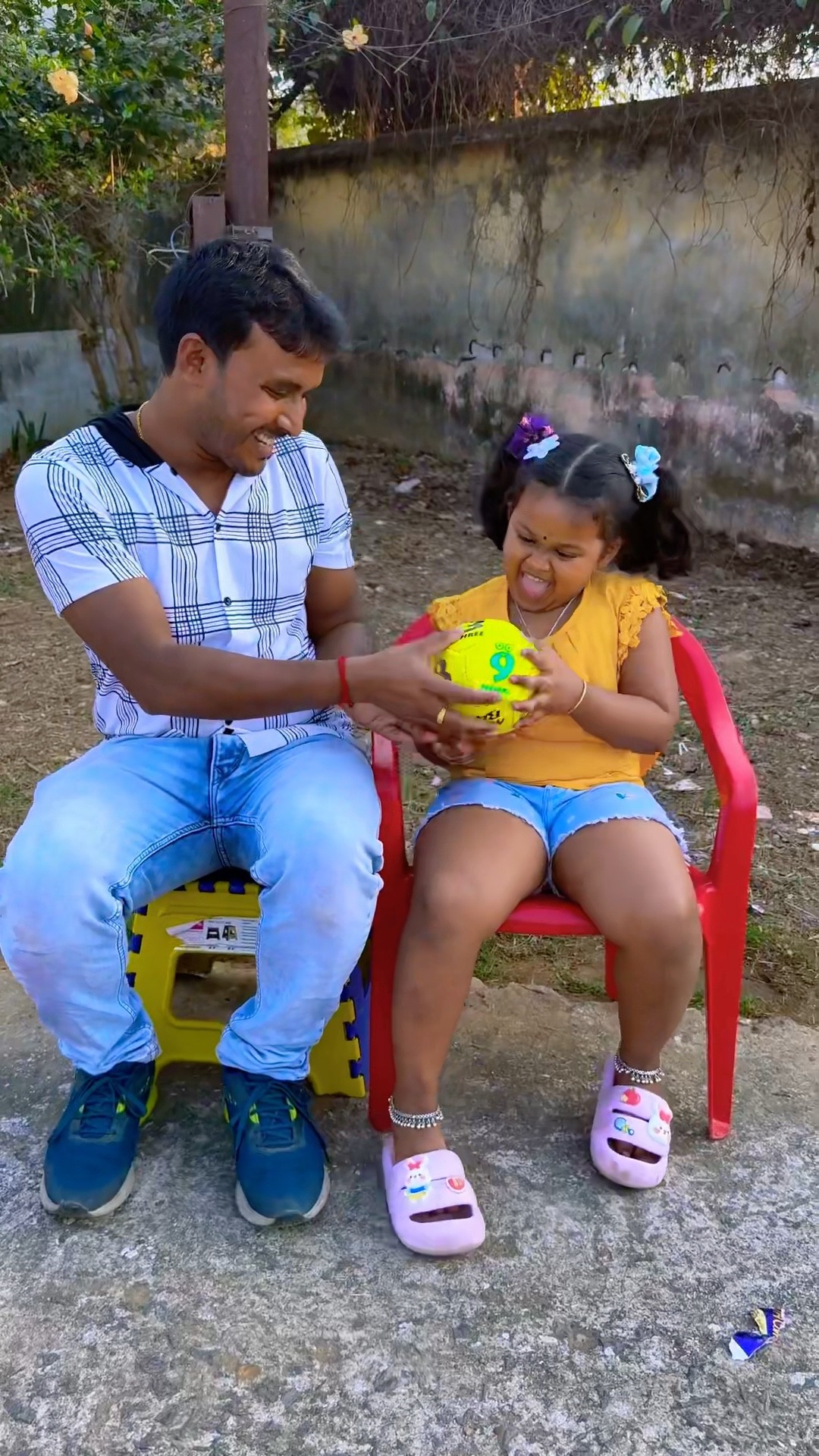 Papa Ne Misti Ki ball ko thik Kar Diya??❤️ #shorts #viral #emotional #papa #love
