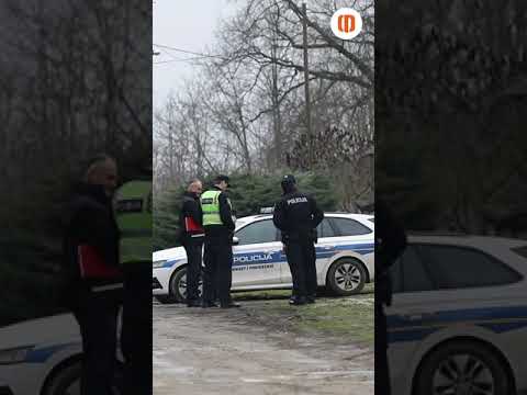 Ranjen policajac u
