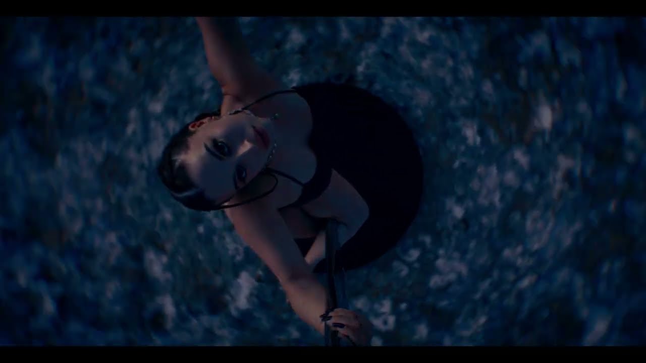 Mira Scorcha official video en YouTube Mira Scorcha official video en YouTube