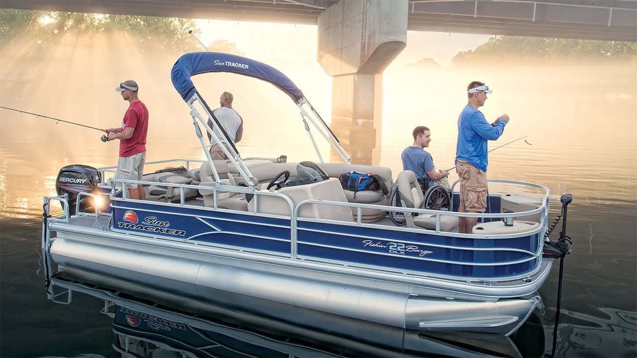 sun tracker boats: 2016 party barge 24 dlx and xp3