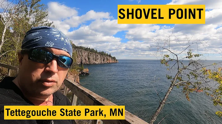 Shovel Point and views of Palisade Head