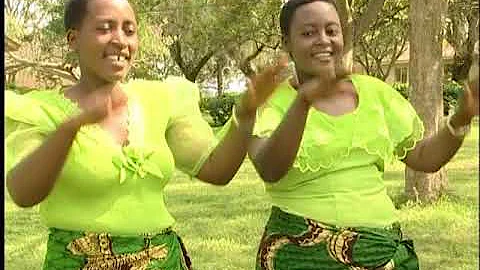 Mke mwema - Mkemwema choir  (Official Music Video)