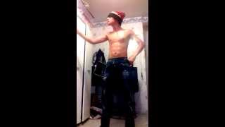 VID_20130812_220025.3gp