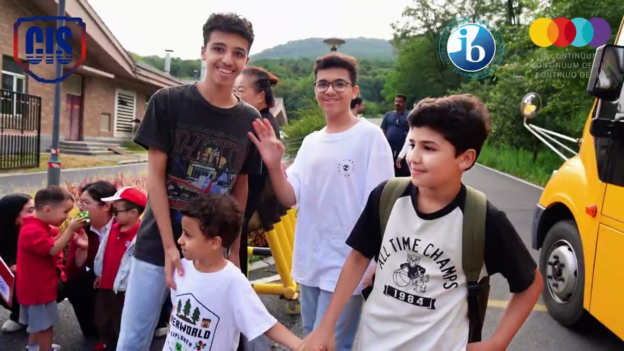 First Day of CISS New School YearCISS新学年第一天CISS 새 학년 첫날