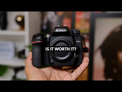 Should YOU BUY the NIKON D7500 in 2022?