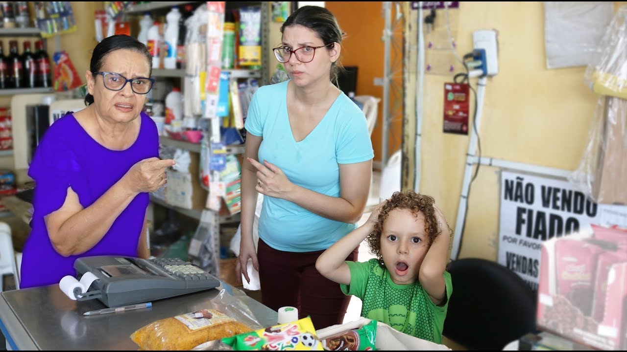 CADU FINGE BRINCAR DE SER VENDEDOR NO MERCADO DE VERDADE!