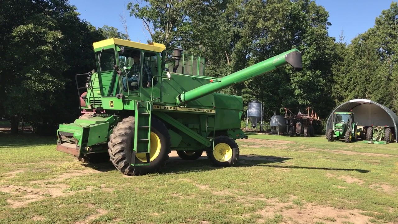 John Deere 7700