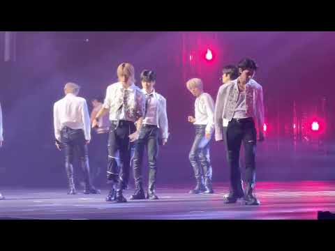 Scars Newark Day 2 Stray Kids Maniac 2nd World Tour Newark Prudential Center 6 29 22 220629 Fancam 