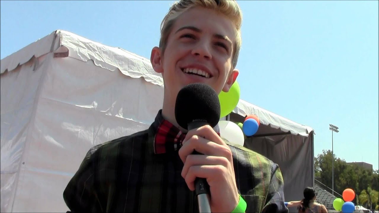 HTZ goes Back To School with Dylan Hyde