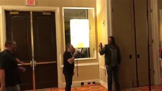 Eric Singer Goofing Off on Ace Frehley - Indy KISS Expo 2018 Wealth