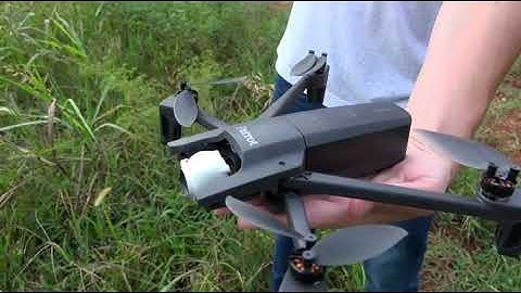 Parrot PF728000 Anafi Drone, Foldable Quadcopter Drone with 4K HDR Camera, Compact, Sile