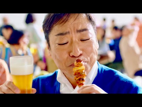 ビール好きの香川照之が飲んで、食べて、笑いあう／サッポロ 麦とホップCM＋メイキング