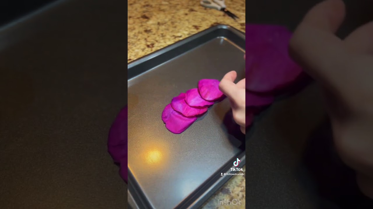 How to: Roll A Rose Blunt | DUXLAB