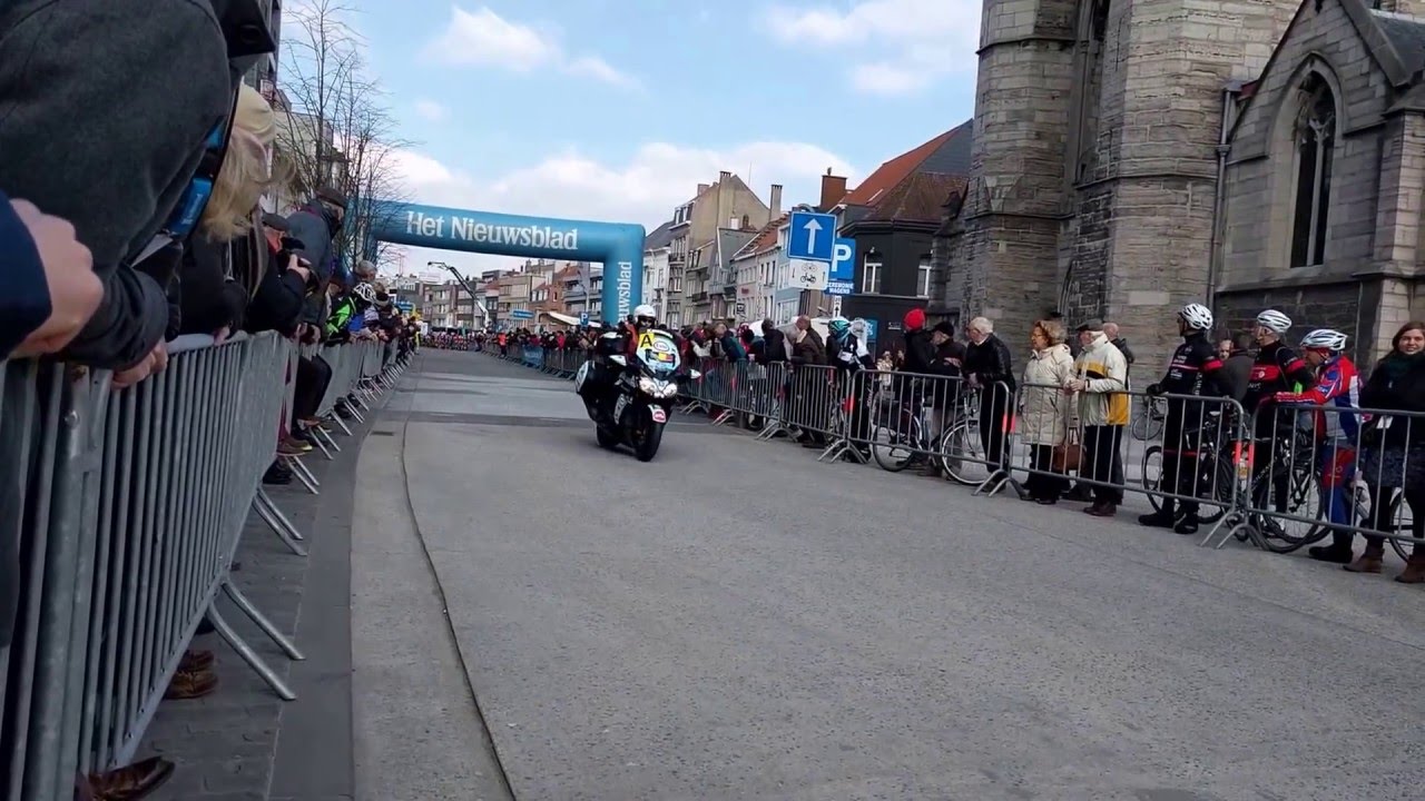 Nokere Koerse - Start Deinze 2016