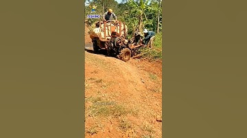 Xe công nông chở lúa lên dốc và cái kết #shorts #xecongnong #cholua