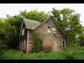 Roadside find: Abandoned Farmhouse