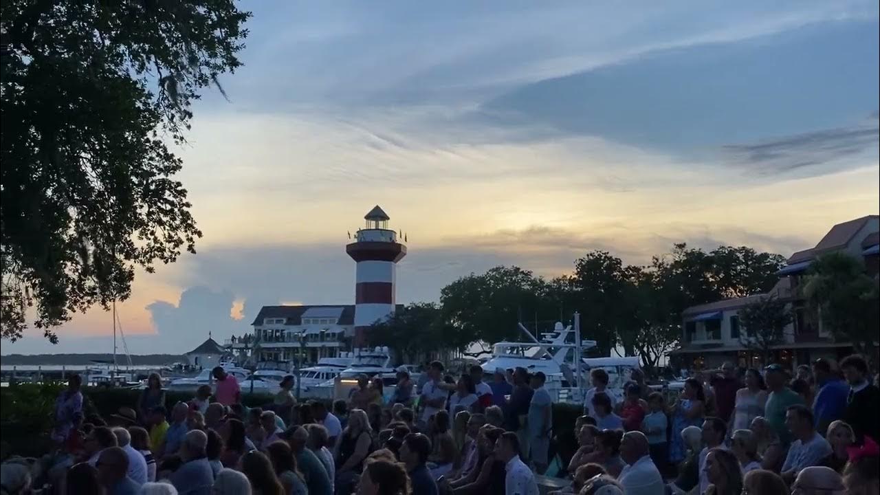 Gregg Russell Singing I Love This Harbour in Harbour Town! 762022