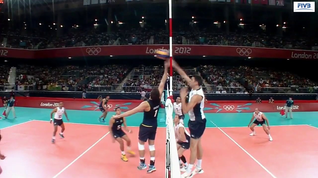 Referee Volleyball  Play over the net