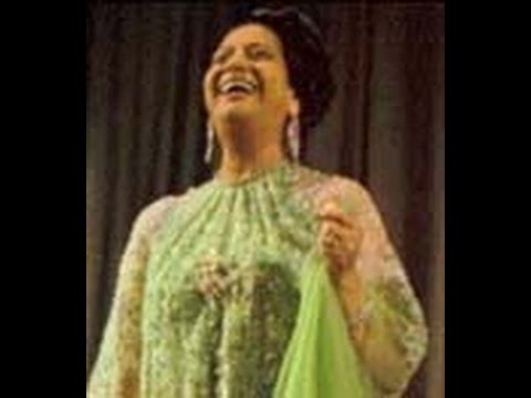 الأطلال ومقطع تفاعل جمهور لبنان الرائع مع أم كلثوم