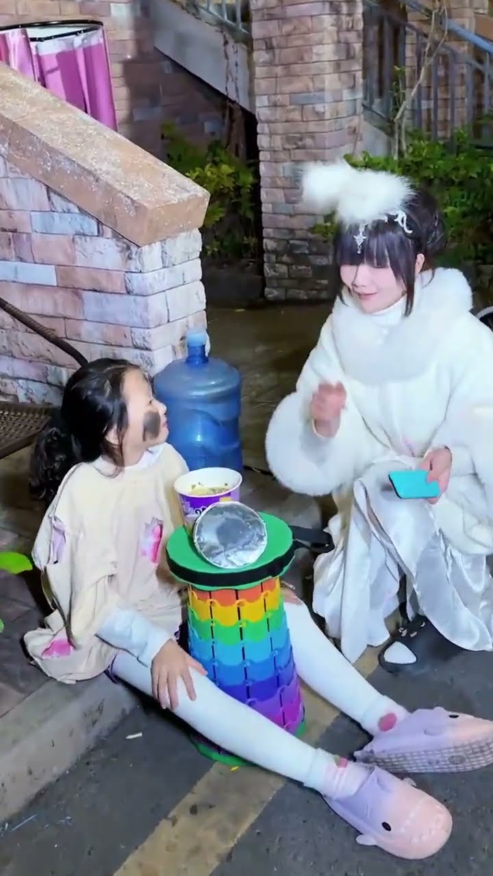 【斗罗大陆】唐老六的筷子被抢了，幸亏小舞还有更好的筷子！ #斗罗大陆#唐老六#小舞