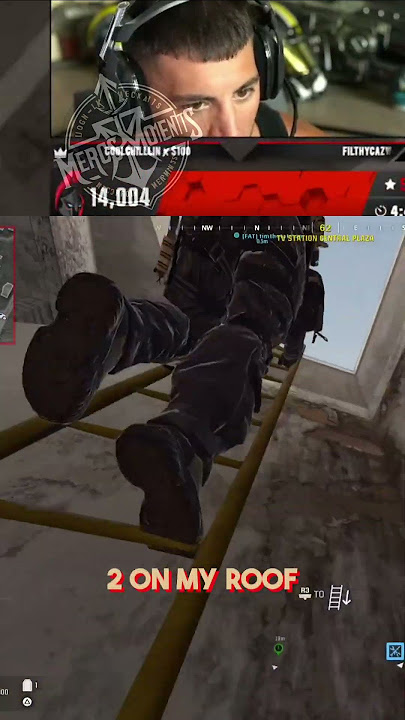 Epic Aerial Battle: Roof Showdown! (Insane Gameplay) #shorts