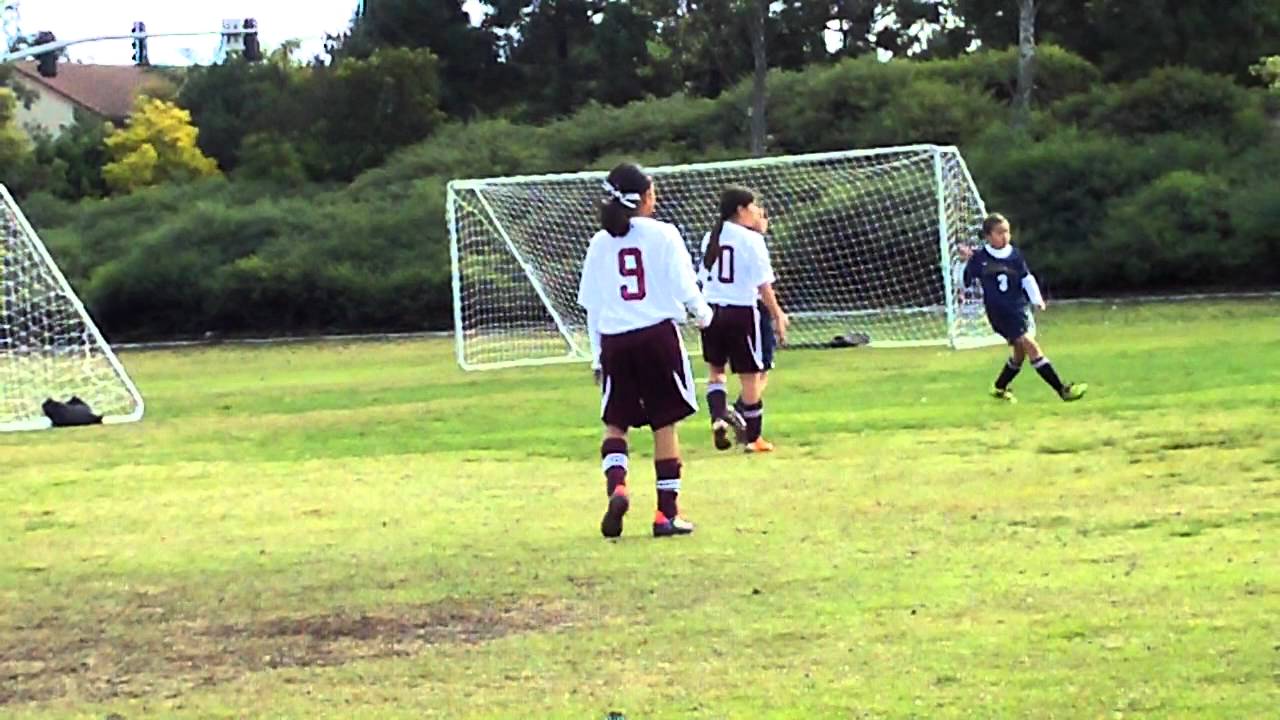 Bonita Rebels GU10 vs. AYSO Matrix 011.MOV - YouTube