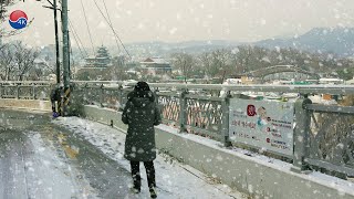 첫눈 내리는 북촌한옥마을, 서울 첫눈의 아름다운 설경과…