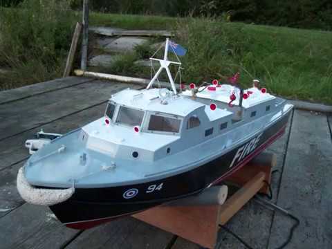 Aerokits Crash Tender rc nitro boat including build - YouTube