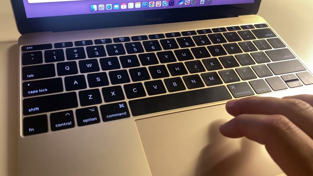 Review macbook 12 2017 em 2025, bom? - YouTube