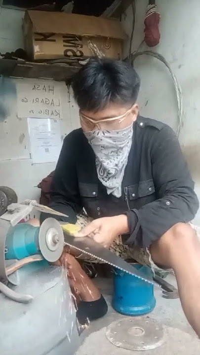 Look very Easy Sharpen Saw 🪚💪