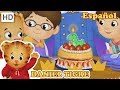 Daniel Tigre en Español 🎂 Es tu Cumpleaños, Vecino! 🎁 | Videos para Niños