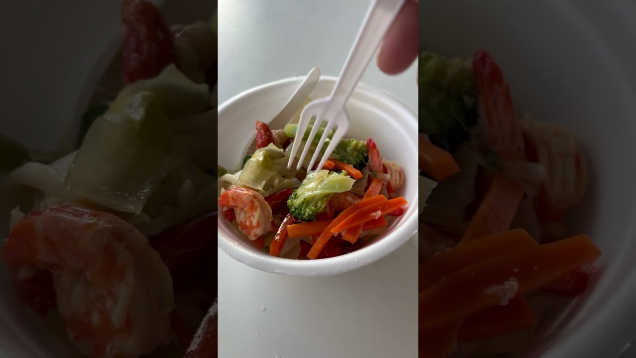 Крутая еда в Таиланде. Подкреплюсь перед визитом к таечке